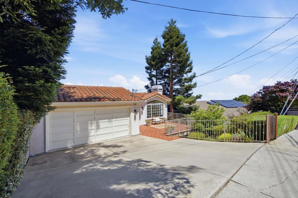 1580 Winding Way, Belmont CA 94002