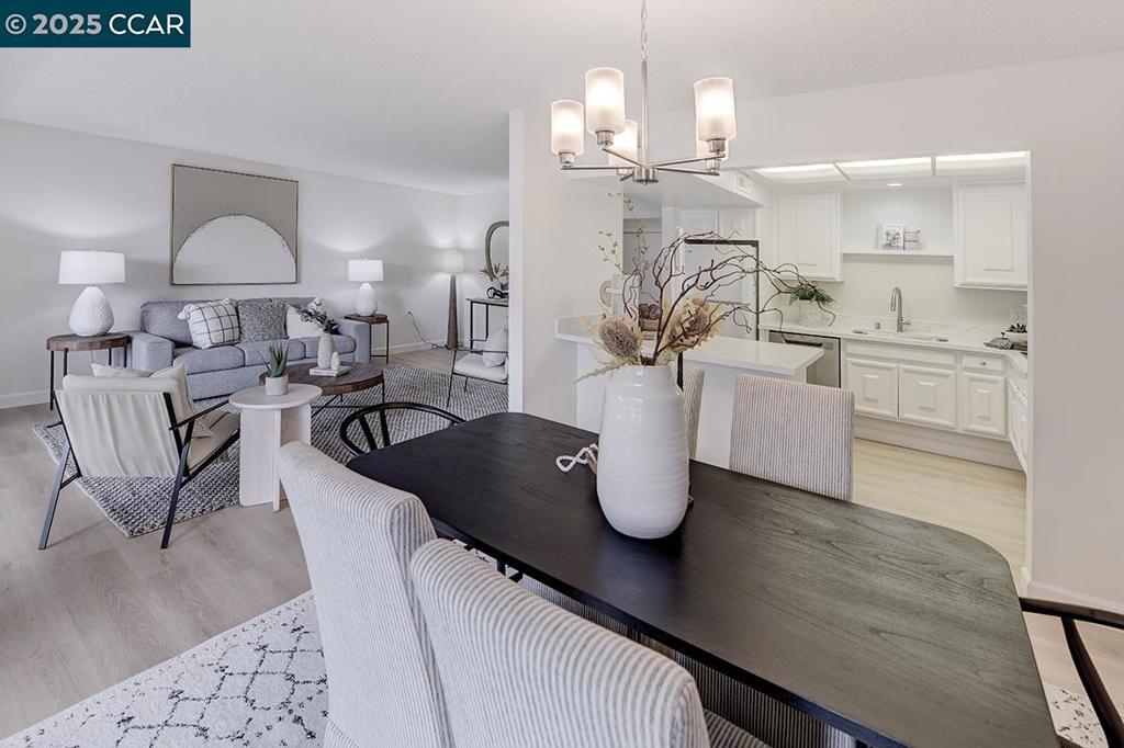 ROSSMOOR - Residential