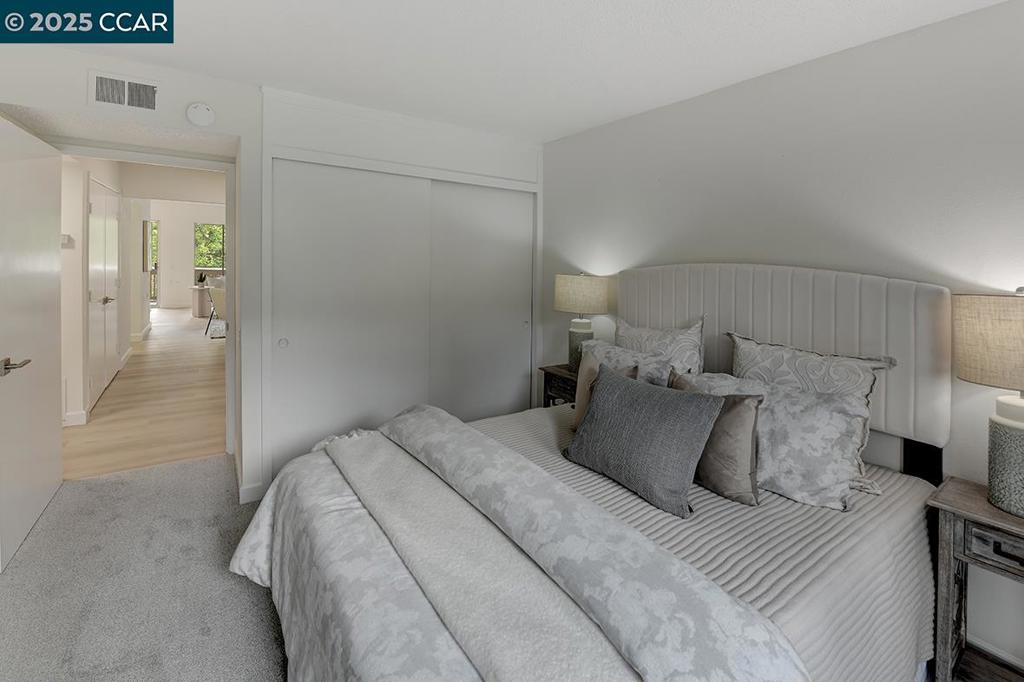 ROSSMOOR - Residential