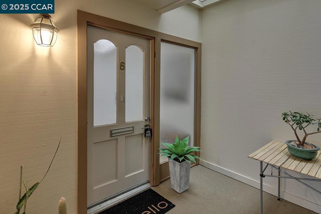 ROSSMOOR - Residential