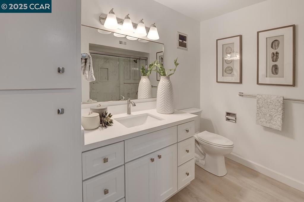ROSSMOOR - Residential