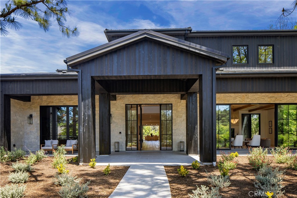 24341 ROLLING VIEW Road