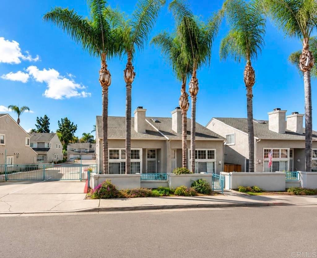 2698 Valencia CYN