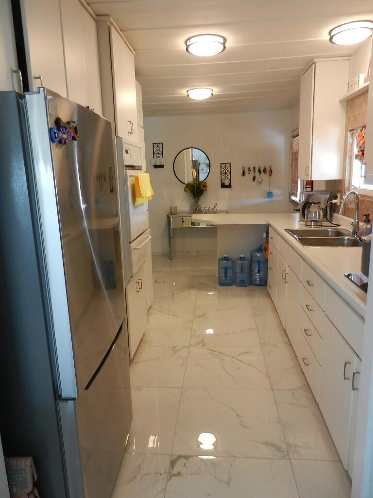 Vista Del Mar - Residential