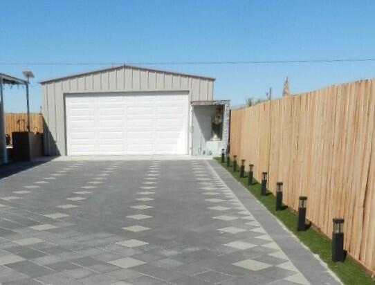 Vista Del Mar - Residential