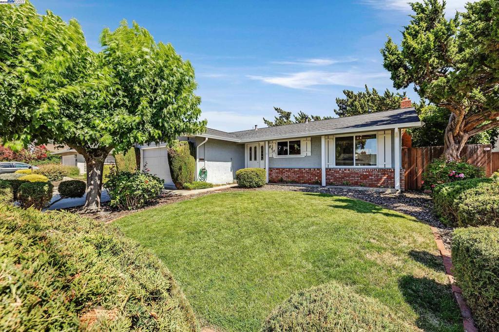 844 Wall Street is a charming 3 bedroom, 2 bathroom single-story in one of Livermore’s desirable neighborhoods, Sunset West! This well-kept home is nicely landscaped and has a well designed floor plan and neutral palette. Perfect for relaxing or entertaining, there is a family and formal living room. The living room has a large window allowing plenty of natural light into the room. The kitchen has an electric range top, built-in oven, dishwasher, and refrigerator. There is a kitchen nook for a table and chairs nearby. Additionally, the kitchen has a window above the sink with a view of the front yard. Ideal, the family room has a slider leading to the rear yard where hardscaping, a shade structure, and a citrus tree await. The primary bedroom is spacious and has an attached bath with a new stall shower surround. Granada High School is a short walk. Shopping, restaurants, theaters, golf courses, wineries, parks and trails are all within a short drive. Excellent location for commuters.