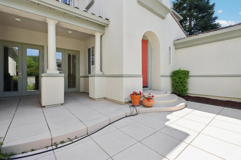 Photo of 5867 Gleneagles Circle, San Jose, CA 95138 (MLS # ML82043308)