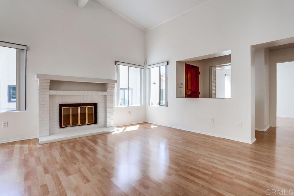 18035 Avenida Alozdra