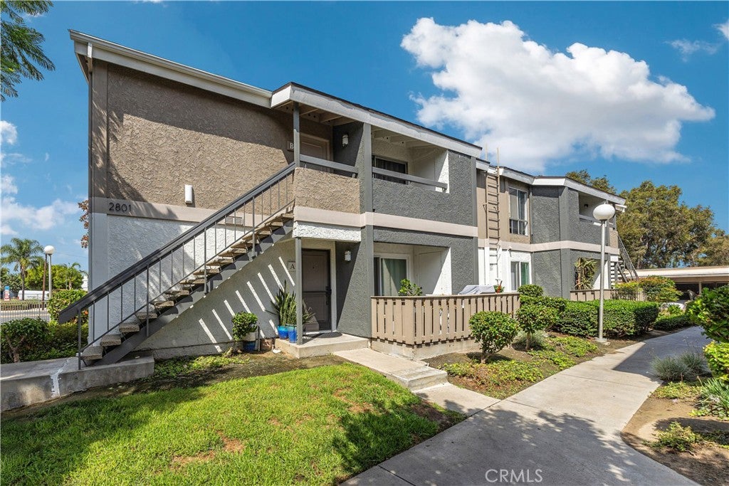 2801 S Fairview St ST B, Santa Ana CA 92704