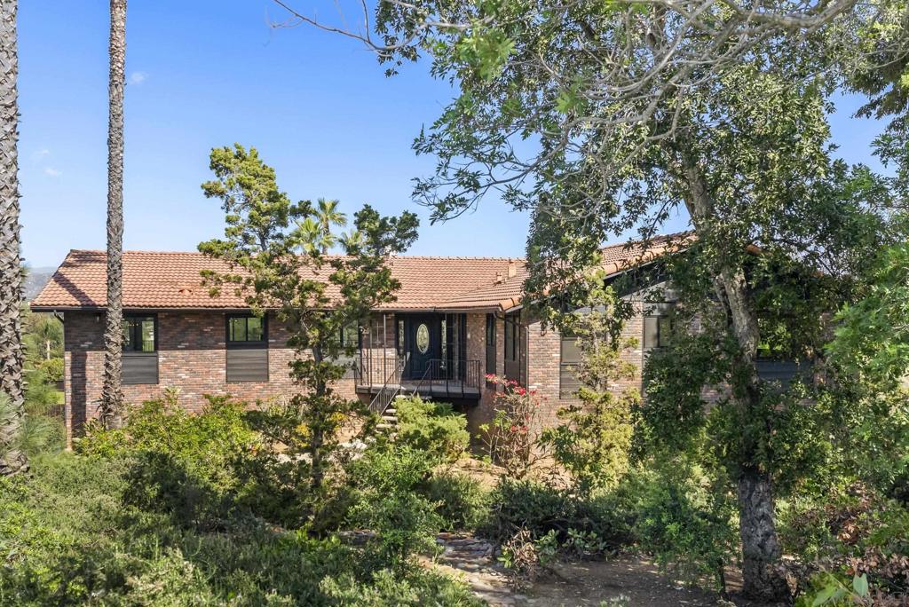 1080 Landavo Rancho Rd