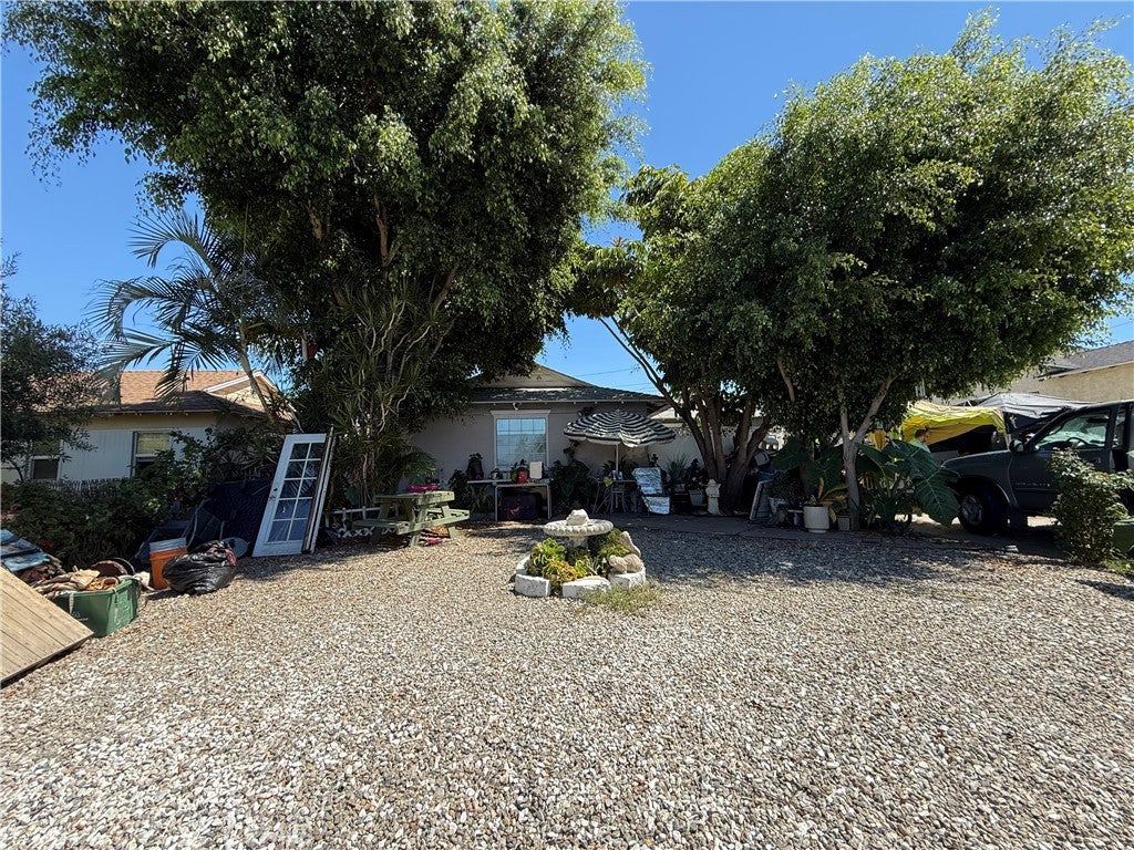 1944 Lancewood Avenue