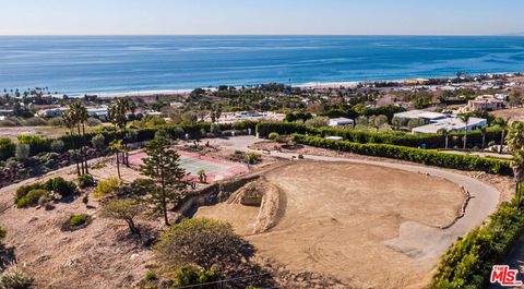 5909 Philip Avenue Malibu CA 90265