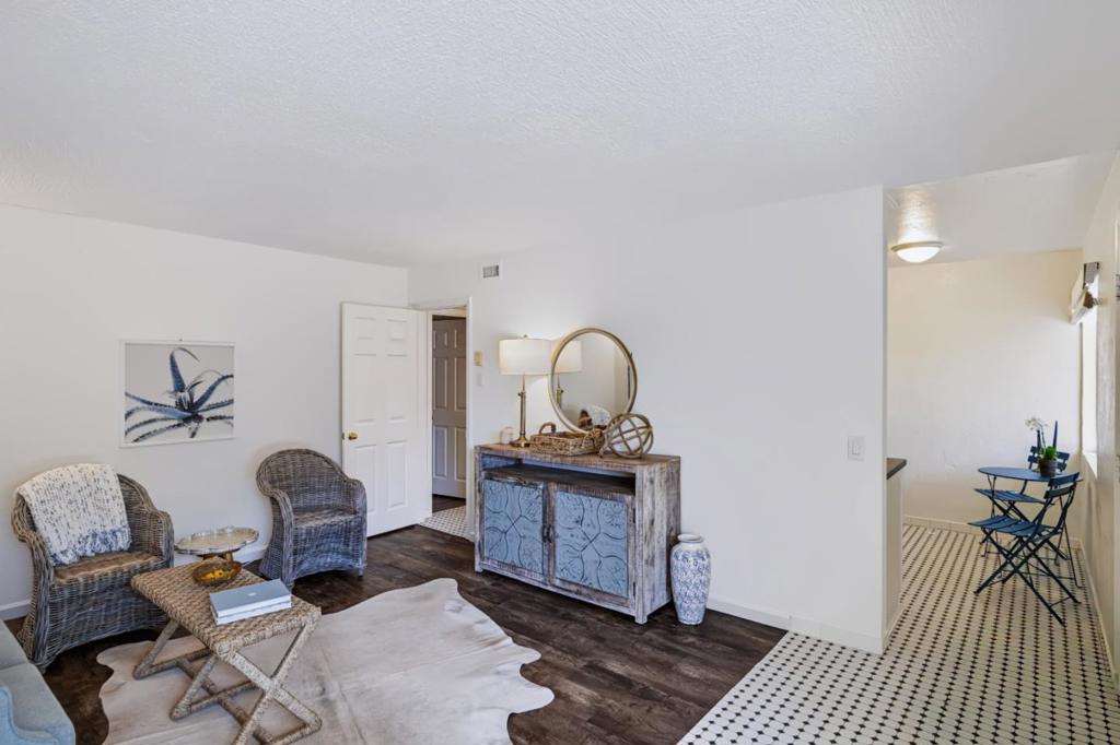 500 Glenwood Circle 514