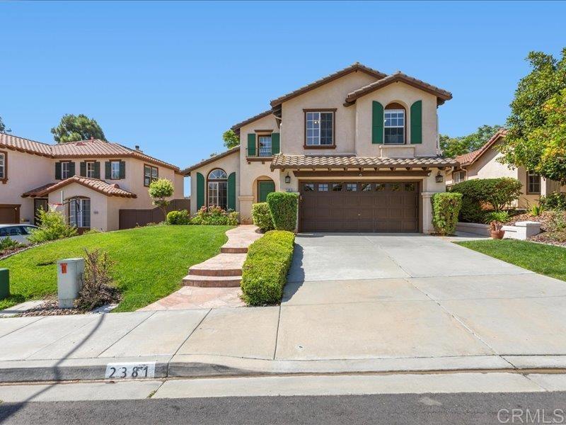 2381 Avenida Helecho