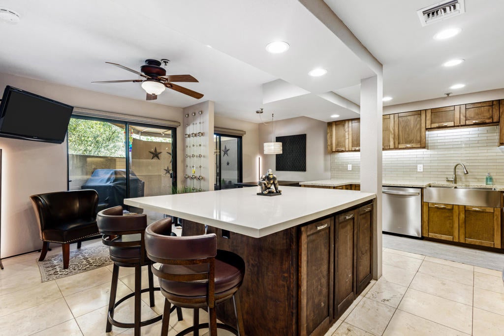 434 Village Square E