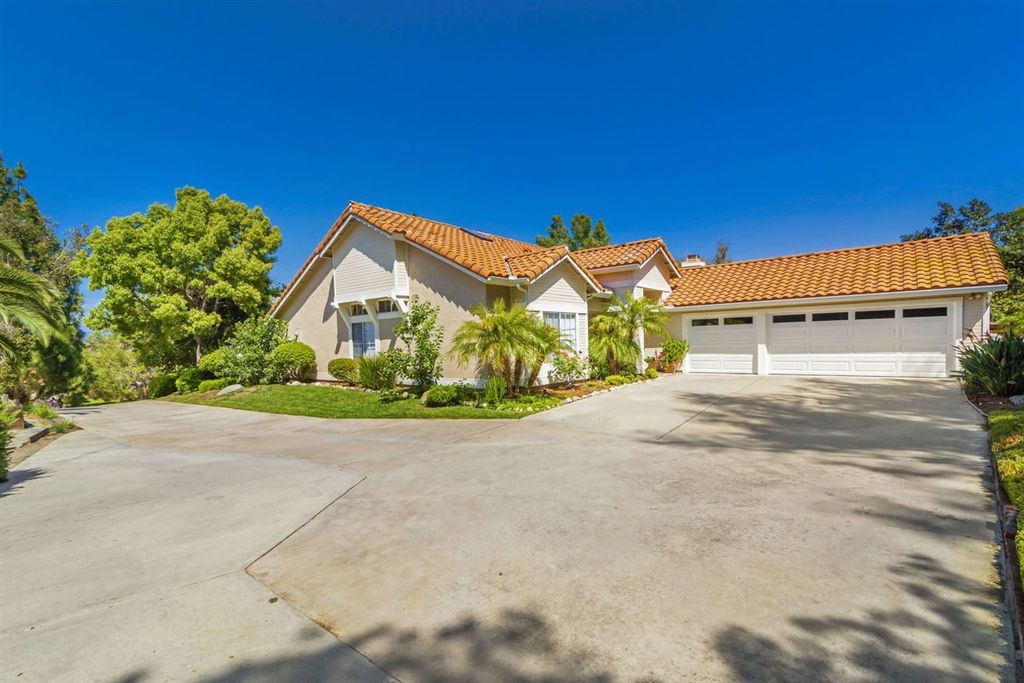 listing image 130725527919080417796