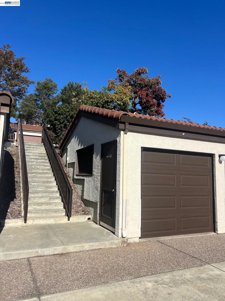 21239 GARY DRIVE 518