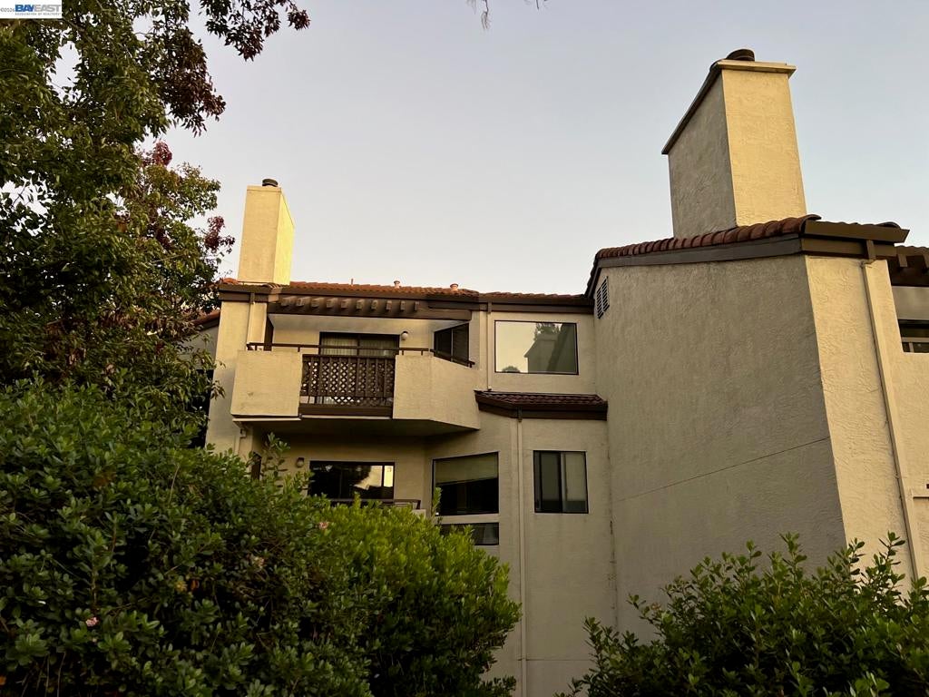 21239 GARY DRIVE 518