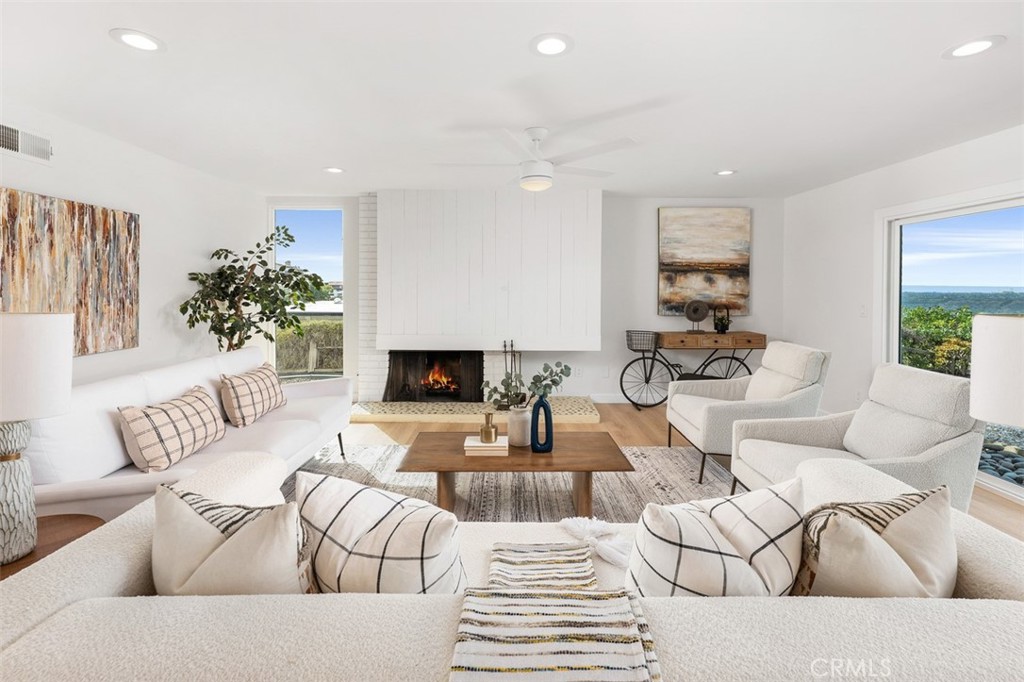 Del Cerro - Residential