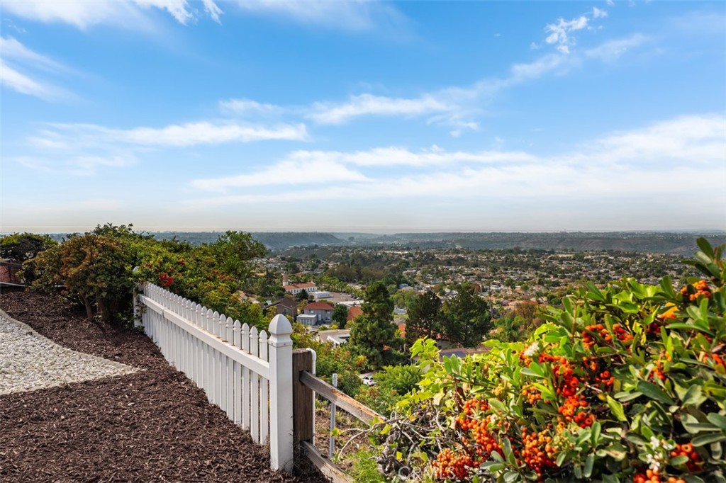 Del Cerro - Residential