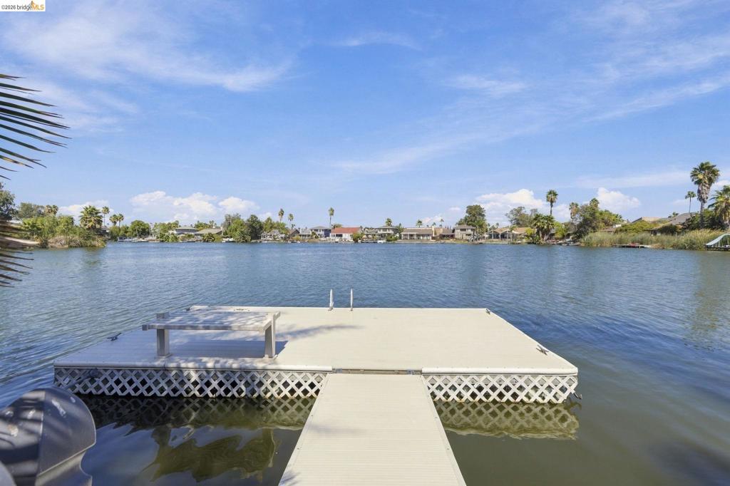 5521 Starboard Ct