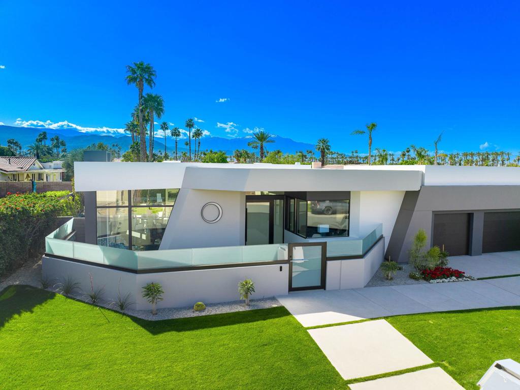45451 Cielito Drive