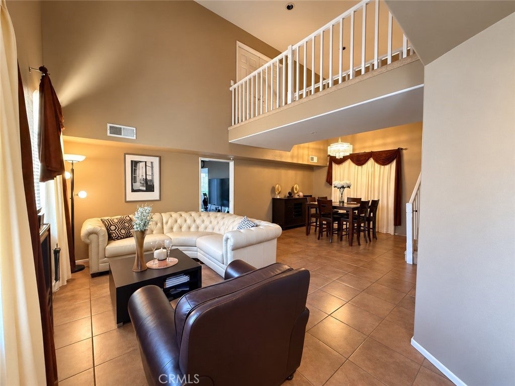 9141 Vincente Way