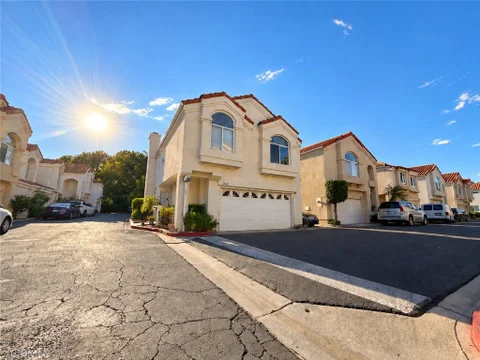 9141 Vincente Way, Los Angeles, CA 91343 - MLS#: SR26199740