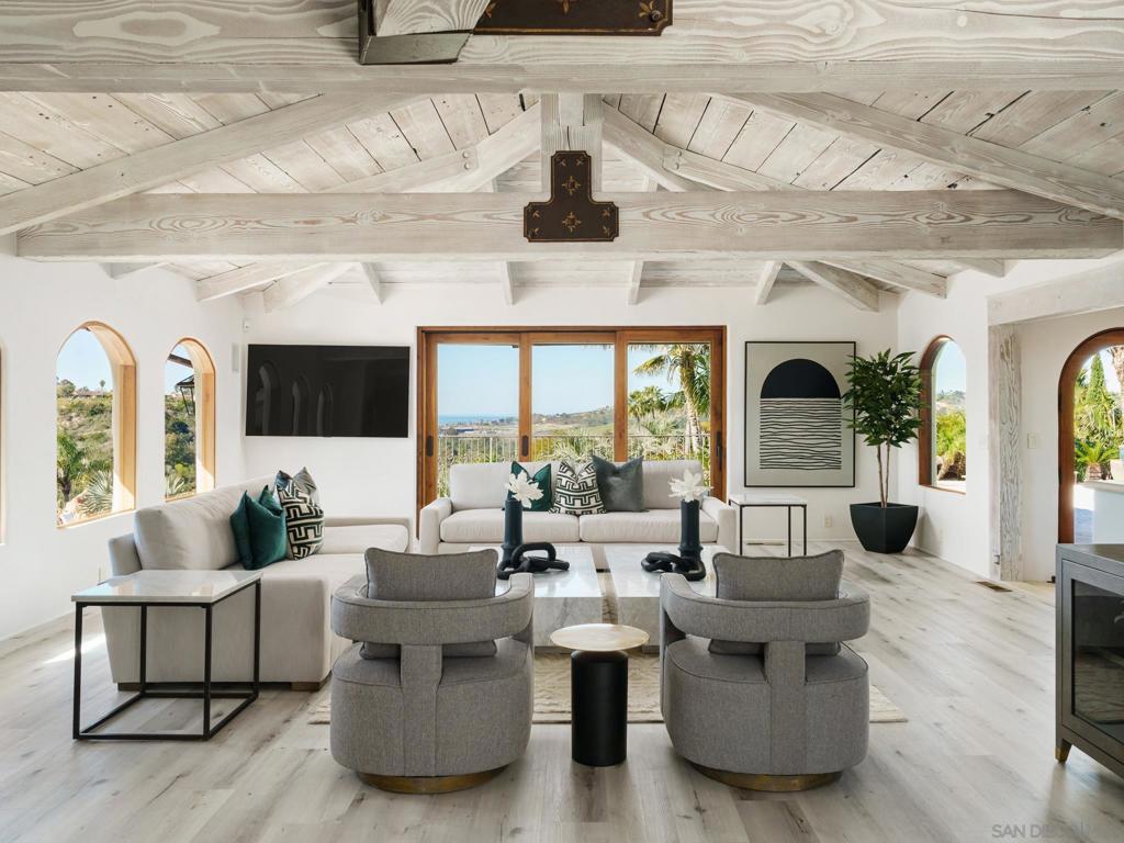 Rancho Santa Fe - Residential