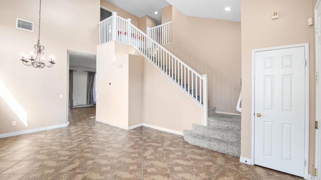 38977 Lone Cir