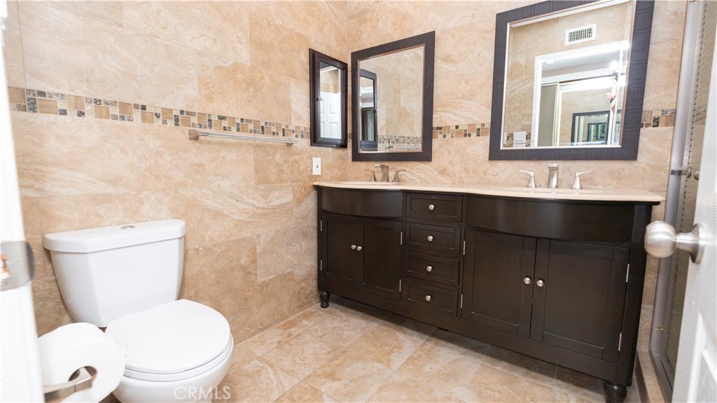7 Satinwood Way