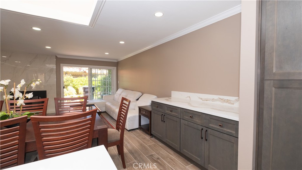 7 Satinwood Way