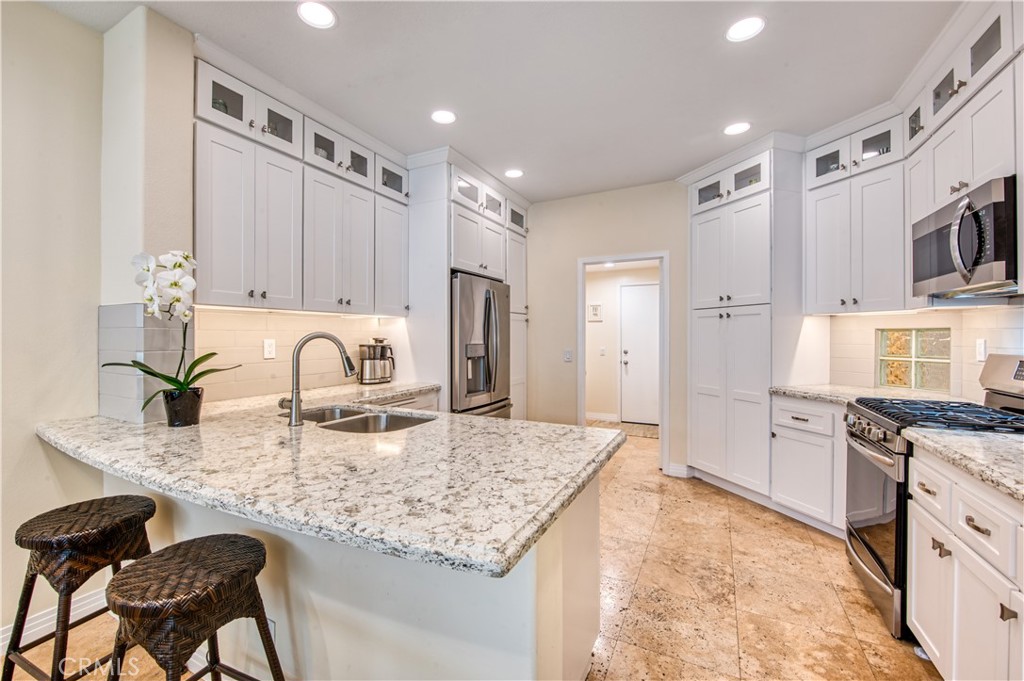102 Stoney Pointe, Laguna Niguel CA 92677 - Photo 6