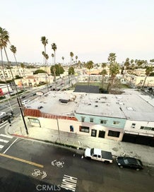 5326 W Sunset Los Angeles CA 90027