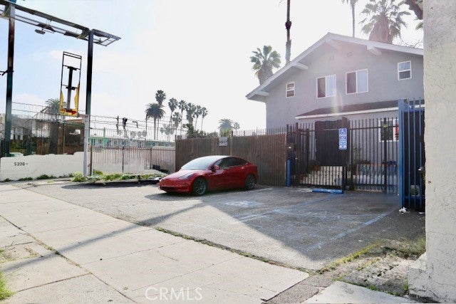 5326 W Sunset