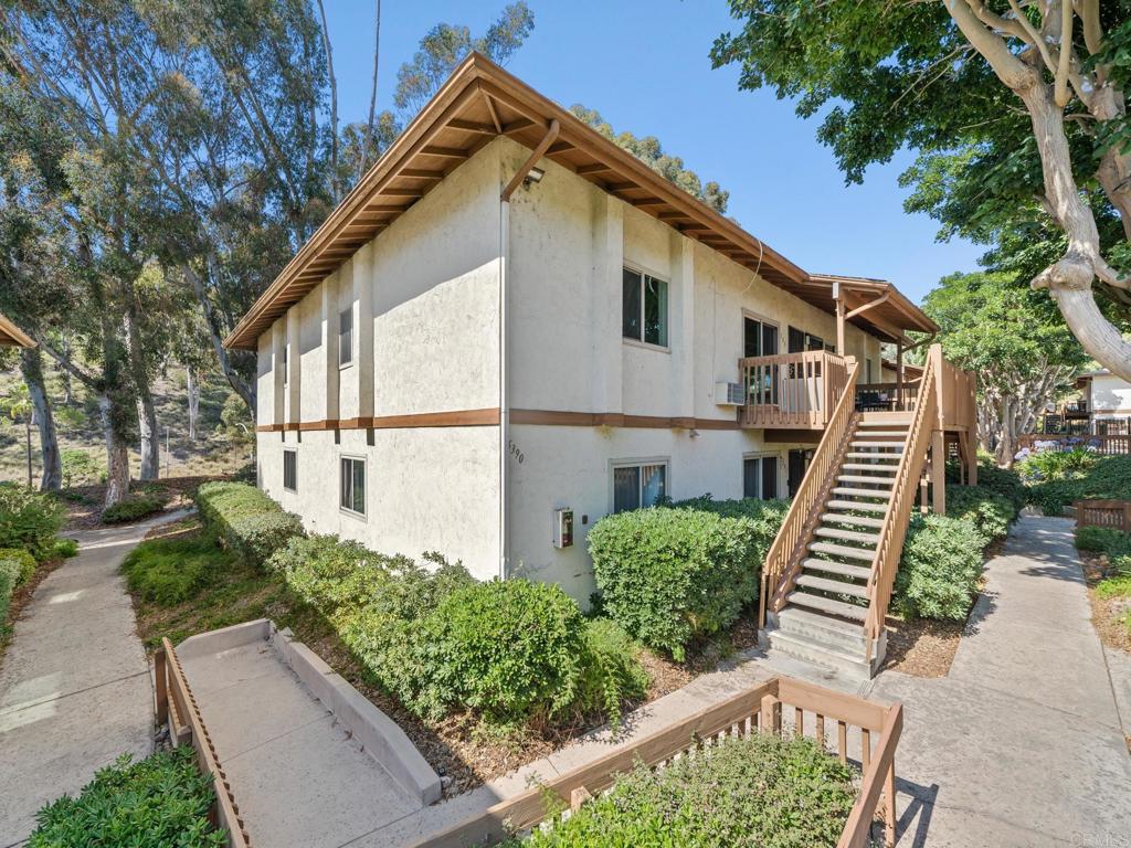 Charming 2-Bedroom, 1-Bath Condo in Prime San Diego Location Move-in ready and perfectly positioned for the ultimate San Diego lifestyle! This well-appointed 2-bedroom, 1-bathroom condo offers comfortable living in one of San Diego’s most convenient locations. Whether you’re a first-time buyer, downsizing, or looking for an investment property, this home delivers both comfort and accessibility. Property Highlights 2 spacious bedrooms with ample natural light and closet space 1 full bathroom with modern fixtures Open-concept living area perfect for entertaining Kitchen with plenty of counter space and storage Private balcony/patio for outdoor relaxation. Step outside your front door and dive into relaxation! The sparkling community pool is just steps from your entrance, making it feel like your own private oasis. Perfect for morning laps, afternoon lounging, or entertaining friends and family. Unbeatable Location This condo puts you at the center of it all: Shopping made simple with multiple shopping centers nearby for all your daily needs Mall access for dining, entertainment, and retail therapy Freeway convenient location provides easy commuting throughout San Diego County Quick access to San Diego’s beautiful beaches, downtown attractions, and employment centers Perfect For Professionals seeking easy commute access First-time homebuyers looking for turnkey living Investors wanting a prime rental location Anyone who values convenience without sacrificing comfort Ready to make this your new home? Schedule your showing today and experience the perfect blend of comfort, convenience, and San Diego living!