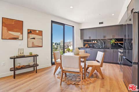 Photo of 1110 S Spaulding Avenue #102, Los Angeles, CA 90019 (MLS # 26847427)