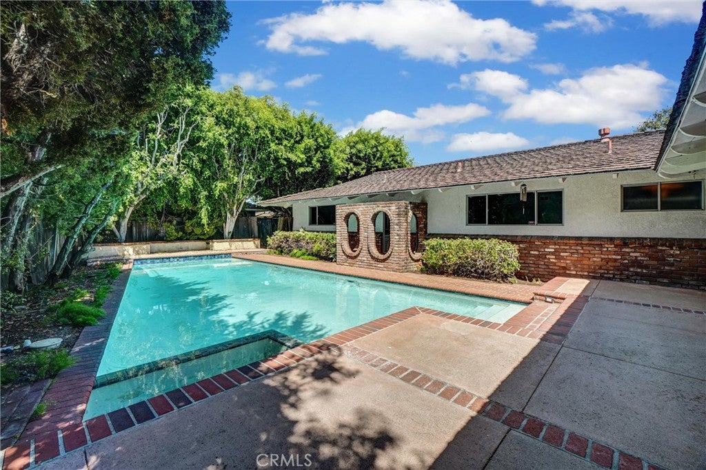 1112 Charwood Lane, North Tustin CA 92705
