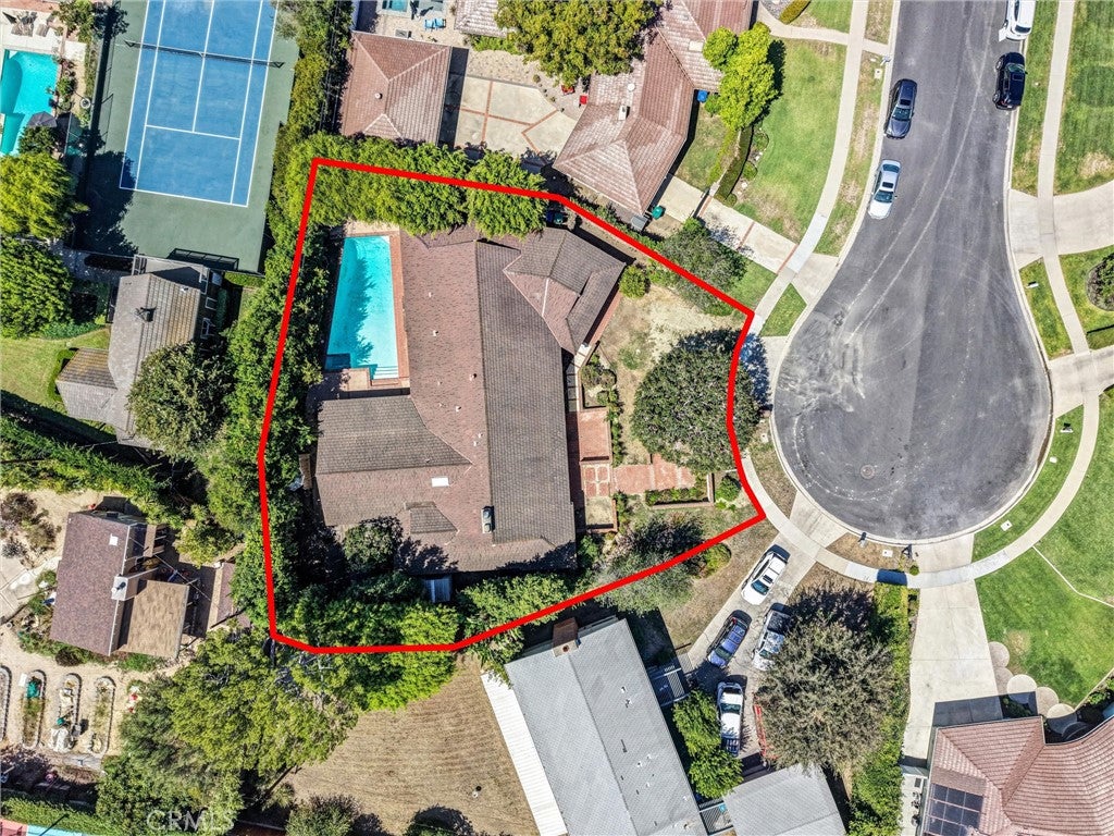 1112 Charwood Lane