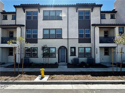 Photo of 5019 Belmont Ln Ln, Cypress, CA 90720 (MLS # PW26130391)