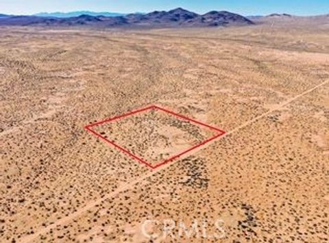 Photo of 21353 Riverview Rd, Hinkley, CA 92347 (MLS # PF25253794)