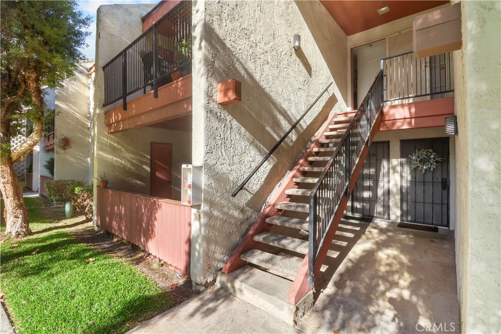 1052 S Idaho St #22 Street