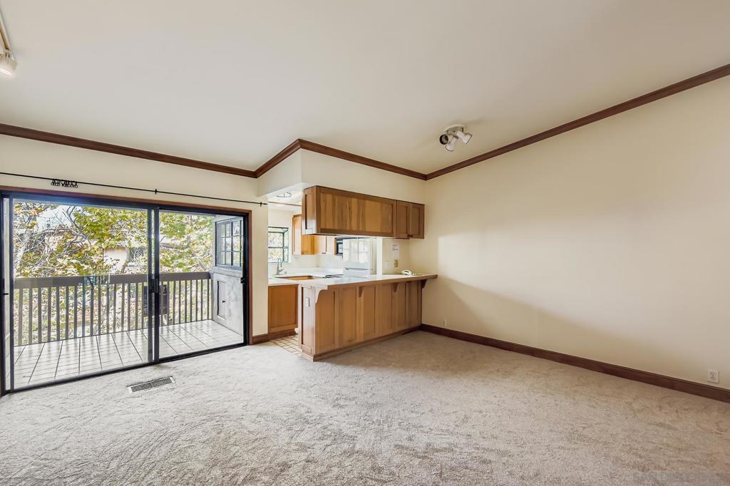 8840 Villa La Jolla Dr 304