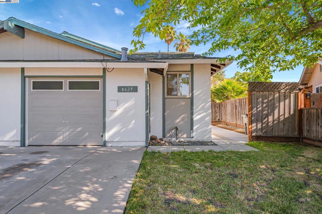 8629 Beverly Lane