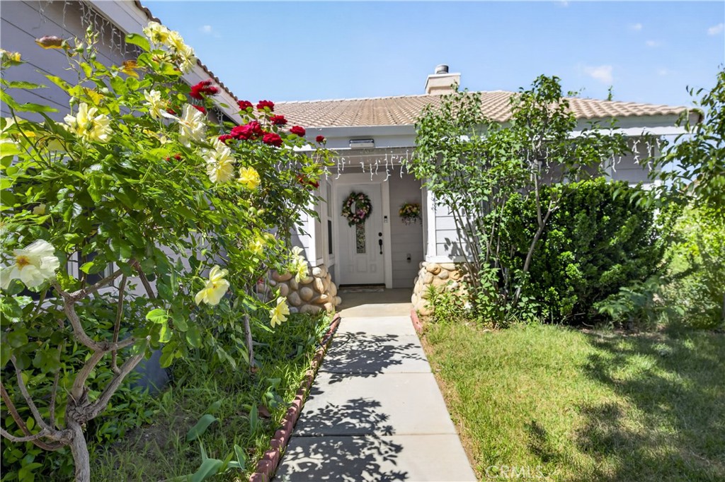 40533 La Quinta Court