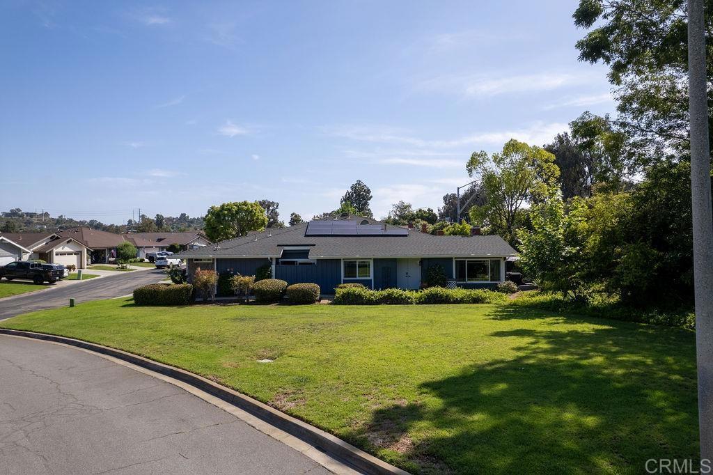 1302 El Corral Lane