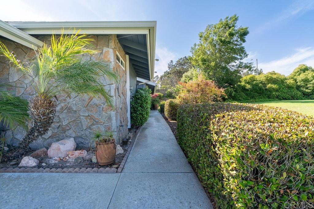 1302 El Corral Lane