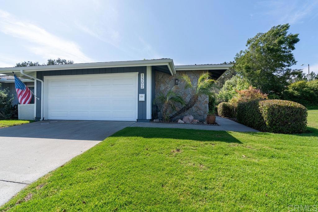 1302 El Corral Lane