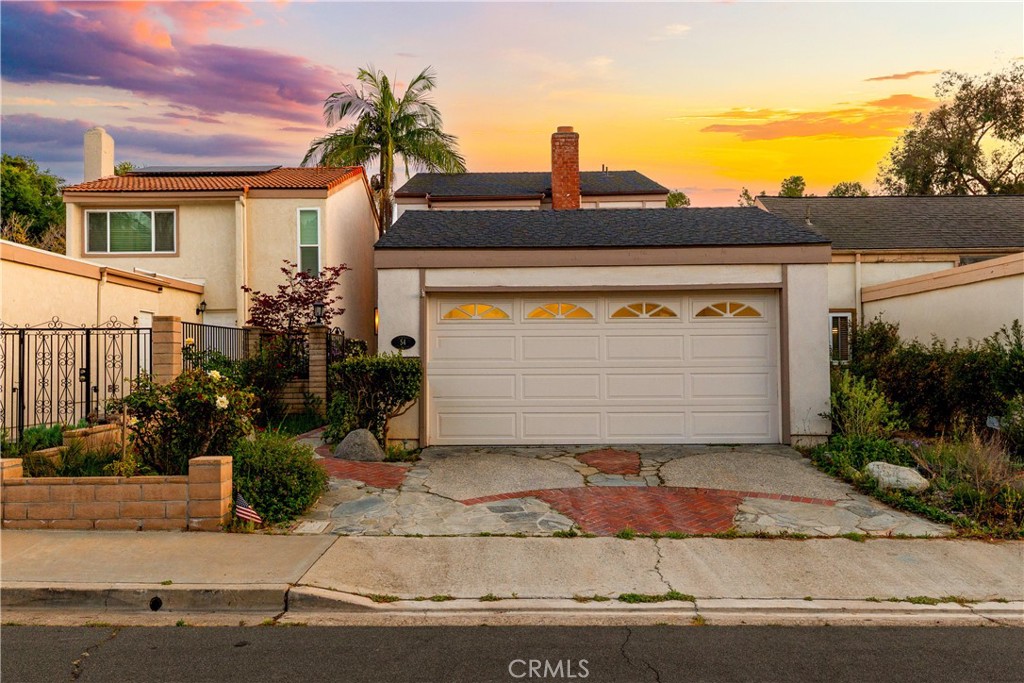 54 Willow Tree