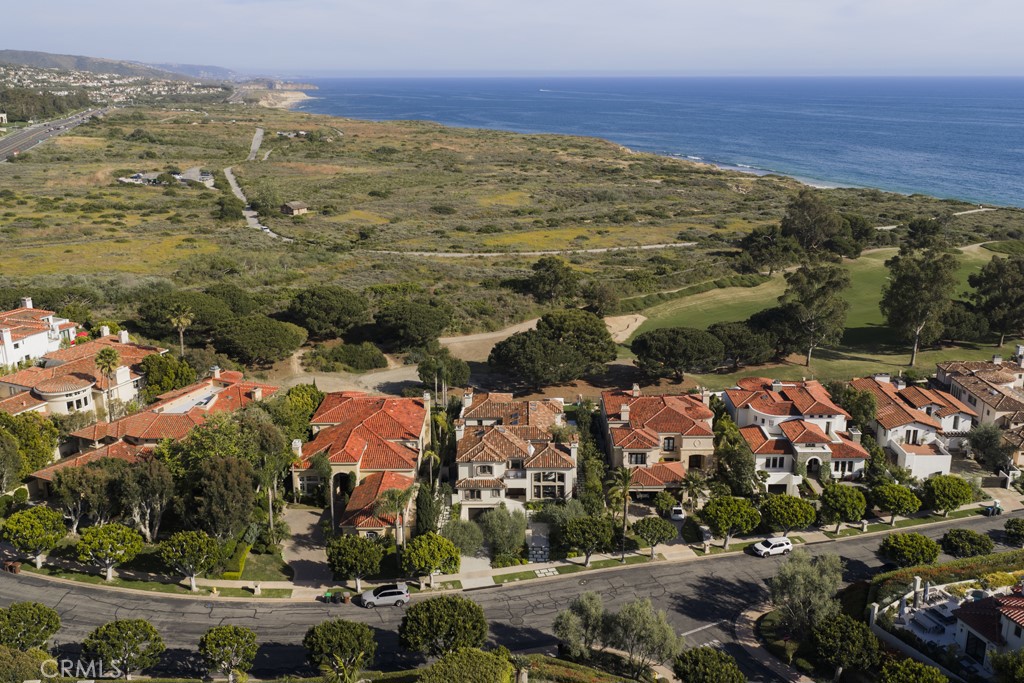 10 Pelican Point